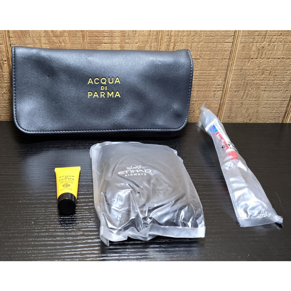 ACQUA DI PARMA Travel Kit New